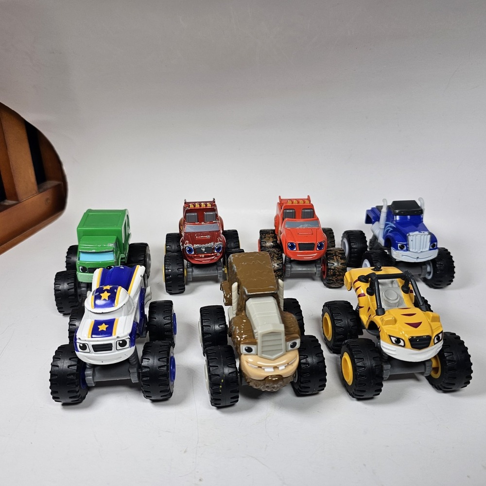 Lot of (7) 2014 Mattel Blaze and the Monster Machines Diecast Monster Trucks